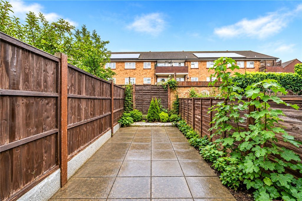 Property photo 3 of 11 Picture No. 02