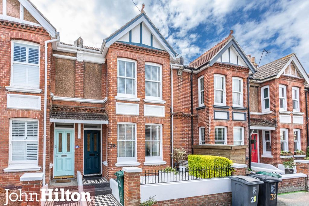 Property photo 1 of 29 Landseer Road58.Jpg