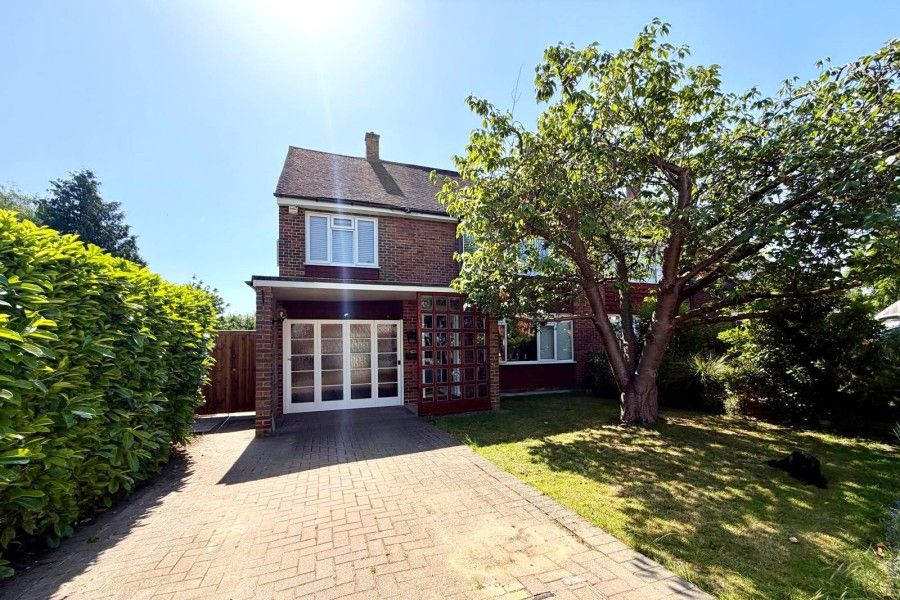 Property photo 1 of 11