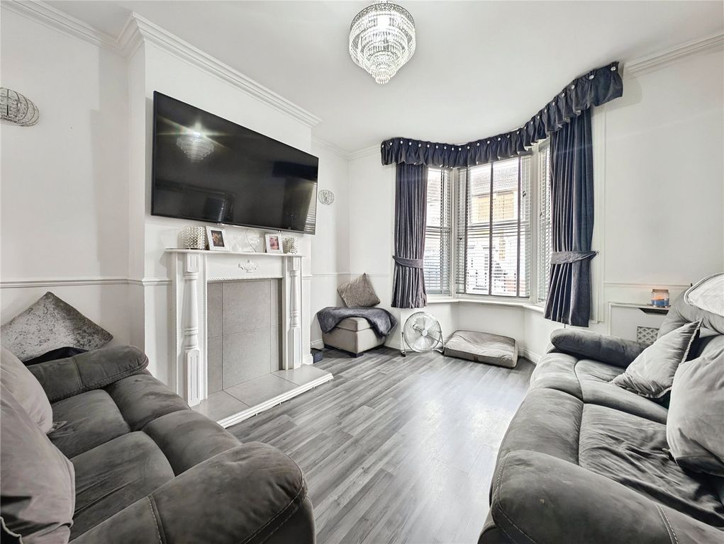 Property photo 2 of 10 Picture No. 16