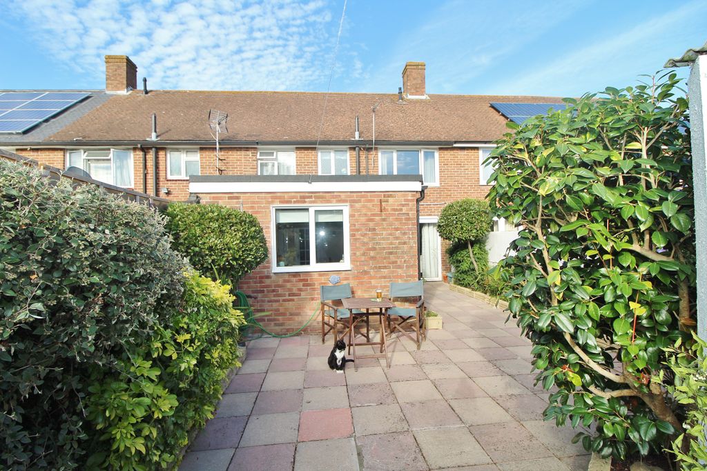 Property photo 2 of 17