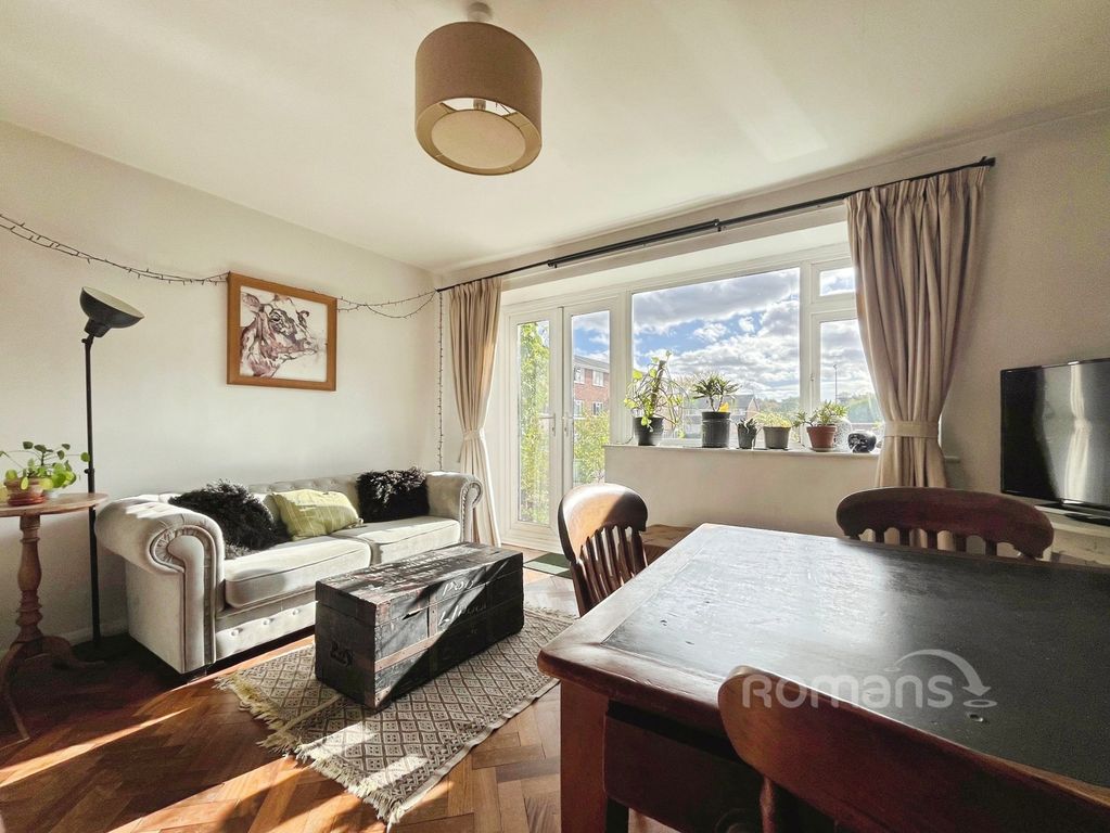 Property photo 2 of 12 Pbox-Img.Jpg