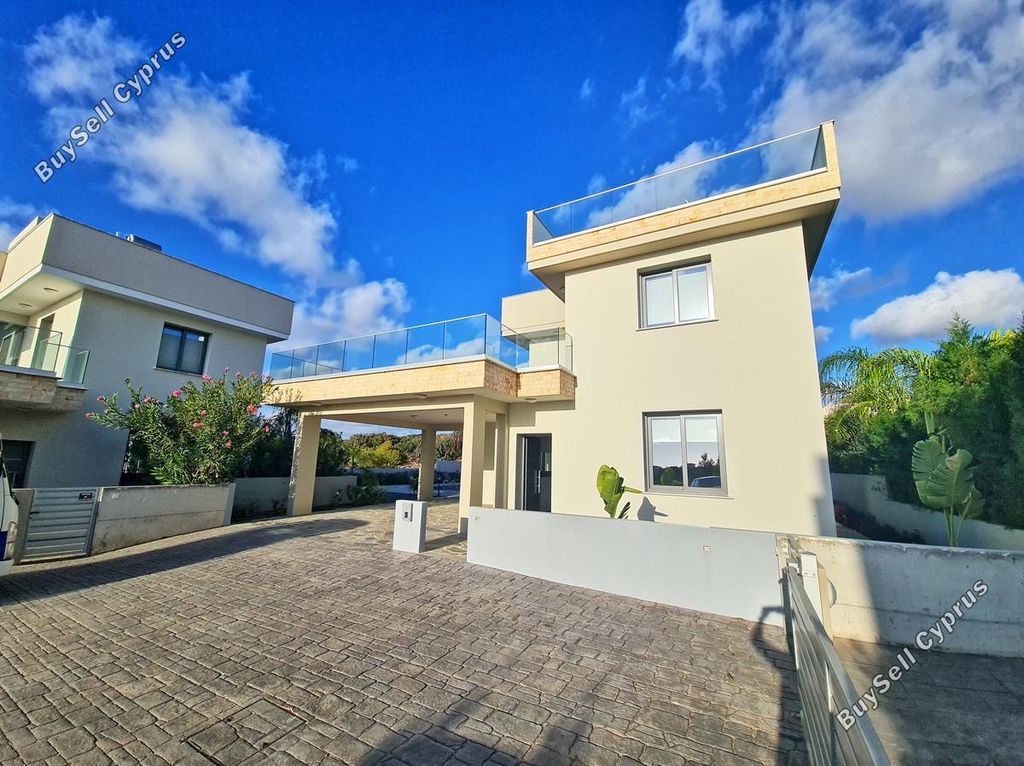 Property photo 3 of 61