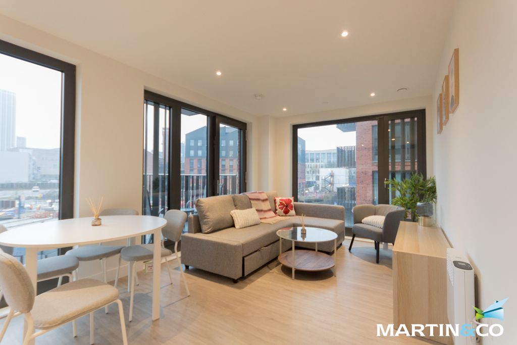 Property photo 1 of 17 1