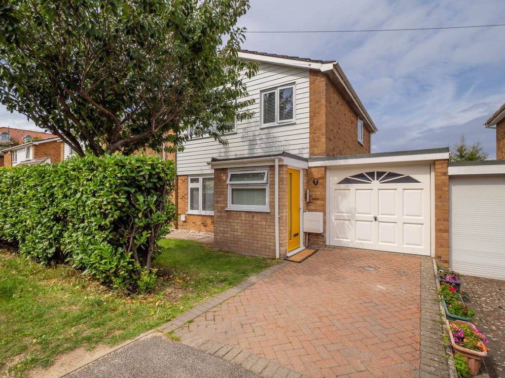 Property photo 1 of 33