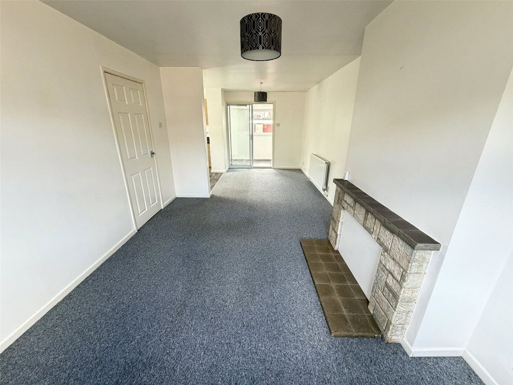 Property photo 3 of 19 Picture No. 09
