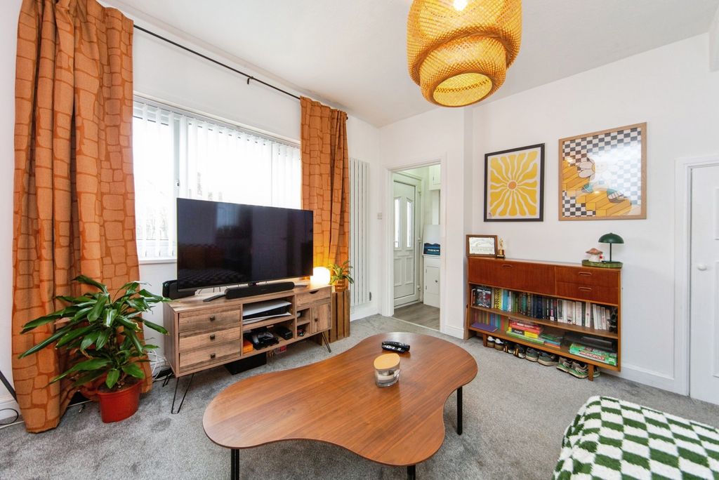 Property photo 2 of 13 Pbox-Img.Jpg