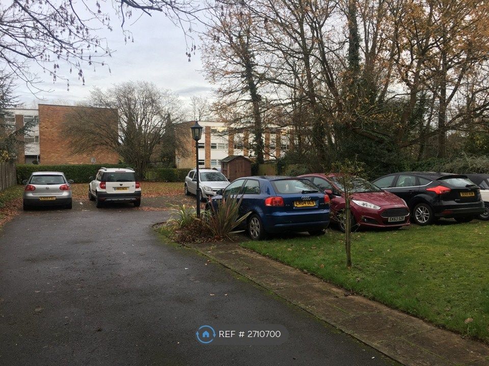 Property photo 3 of 10 Car Park