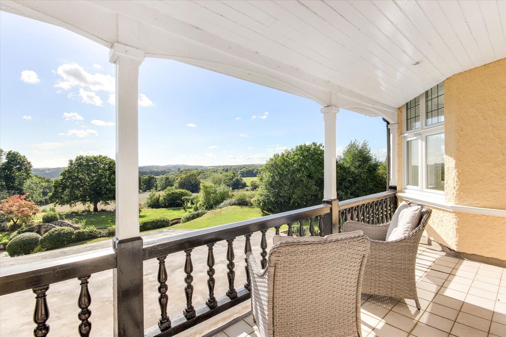 Property photo 3 of 23 Image