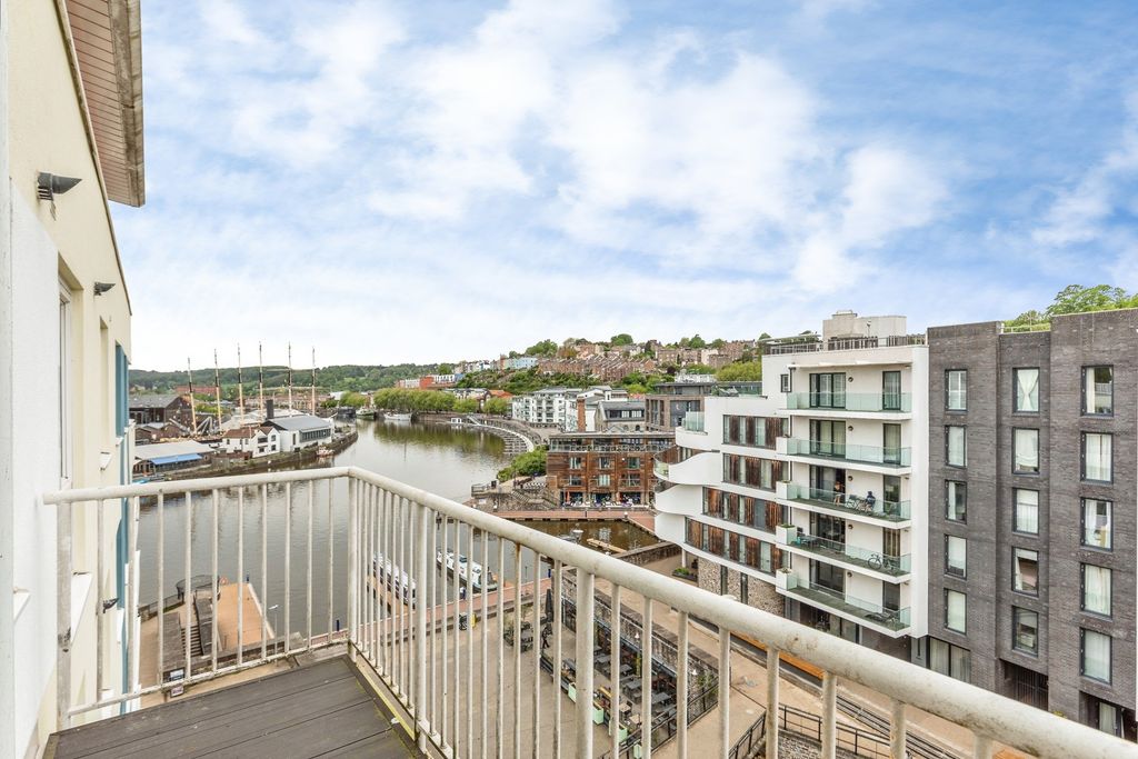 Property photo 1 of 12 Pbox-Img.Jpg