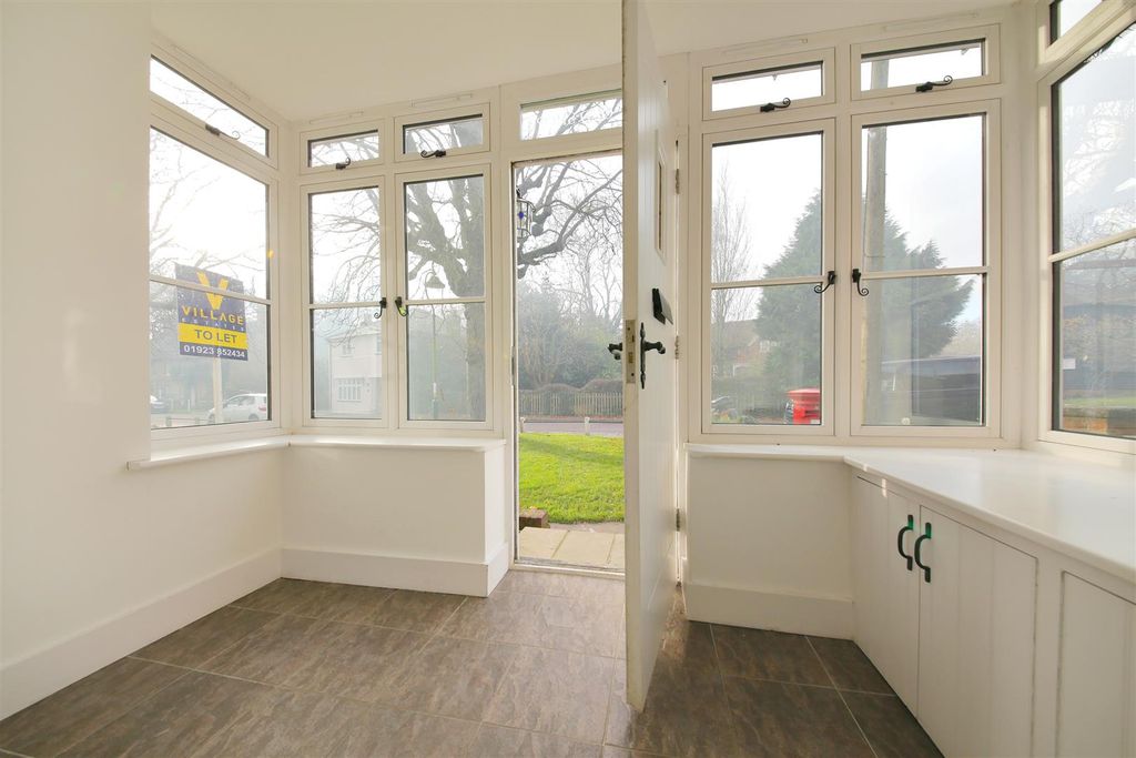 Property photo 2 of 19 6615.Jpg