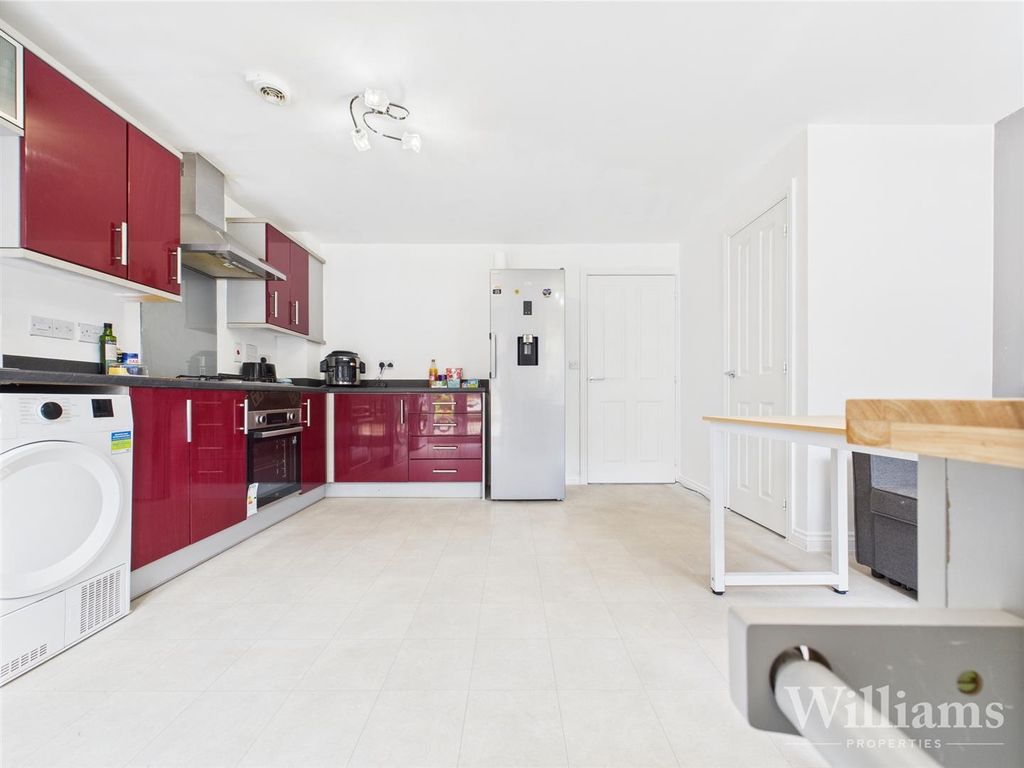 Property photo 2 of 20 Cam02861G0-Pr0412-Still015.Jpg