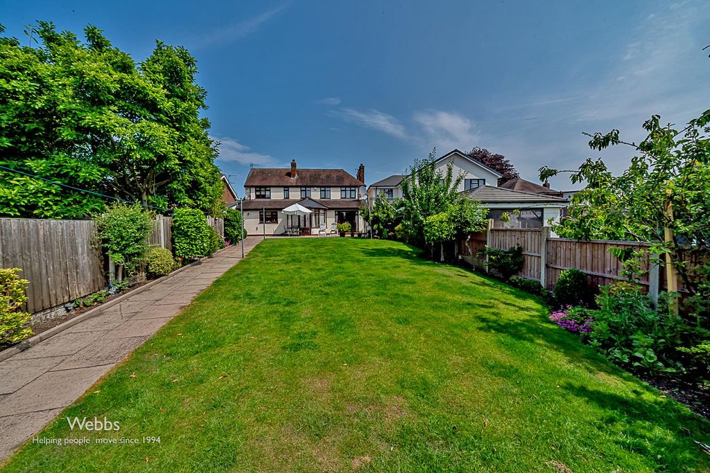 Property photo 2 of 29 Â© Webbs Estate Agents Â© (5 Of 11).Jpg