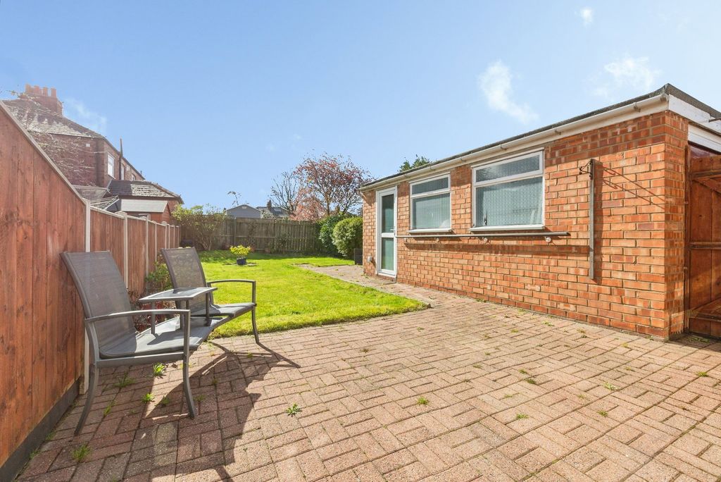 Property photo 3 of 24