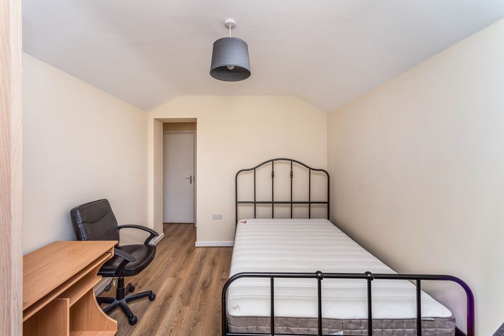 Additional image 10 of 8 bed terraced house for saleClare Street, Cardiff CF11