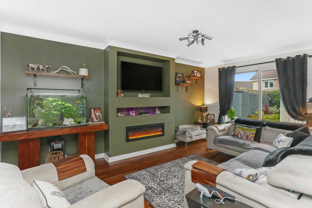 Property photo 2 of 18 Property Image 2