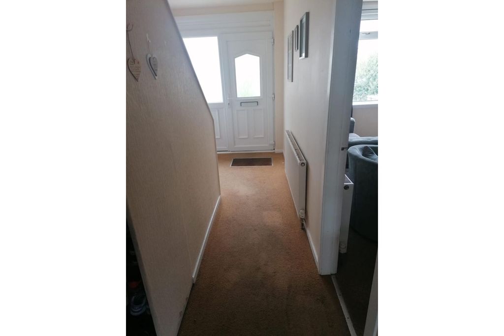 Property photo 3 of 22 Hallway