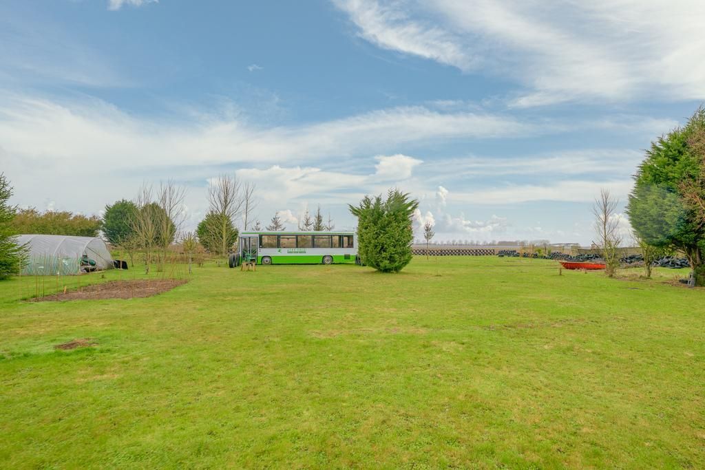 Property photo 3 of 19 Photo 3