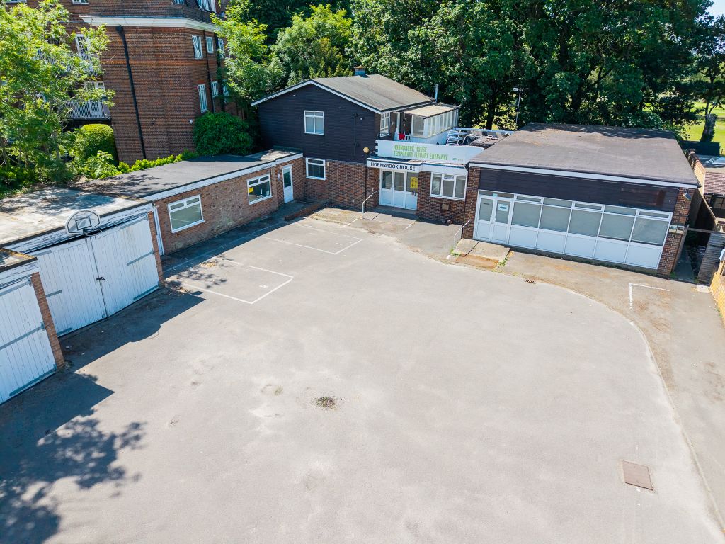 Property photo 2 of 6