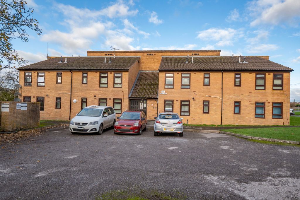 Property photo 1 of 22