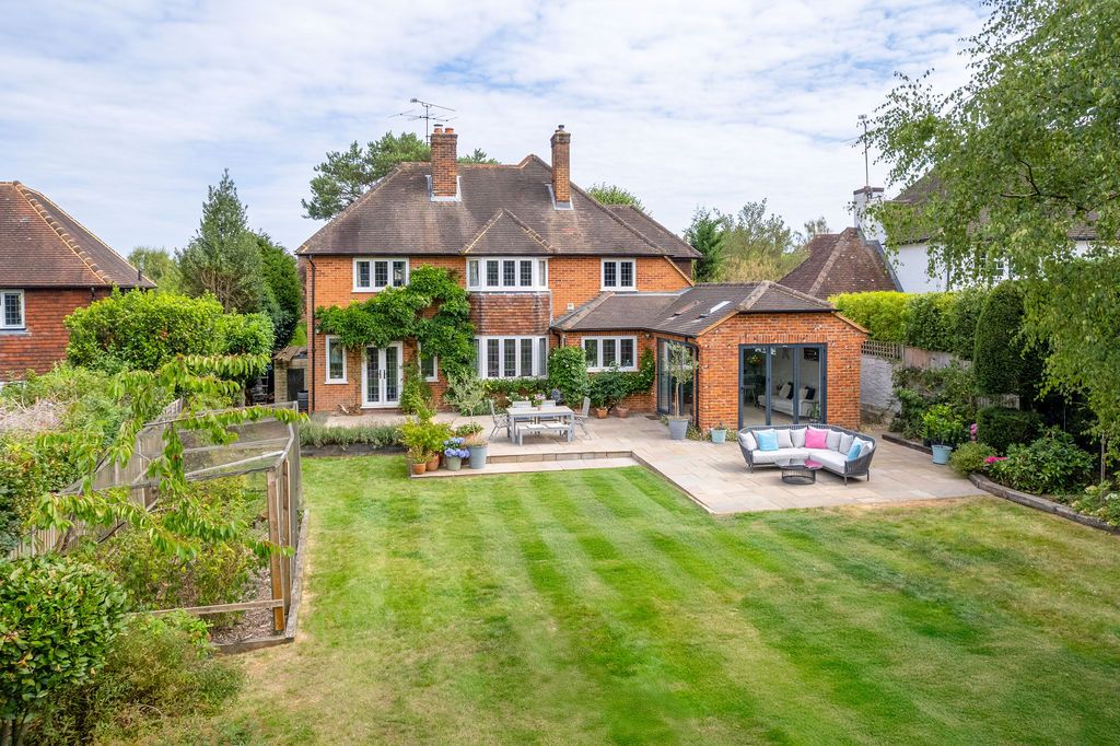 Property photo 1 of 16