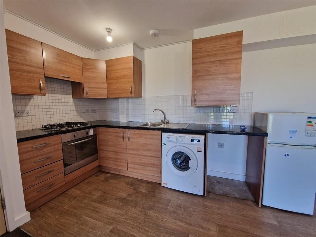 Property photo 2 of 8 Delamere Place D.Jpg