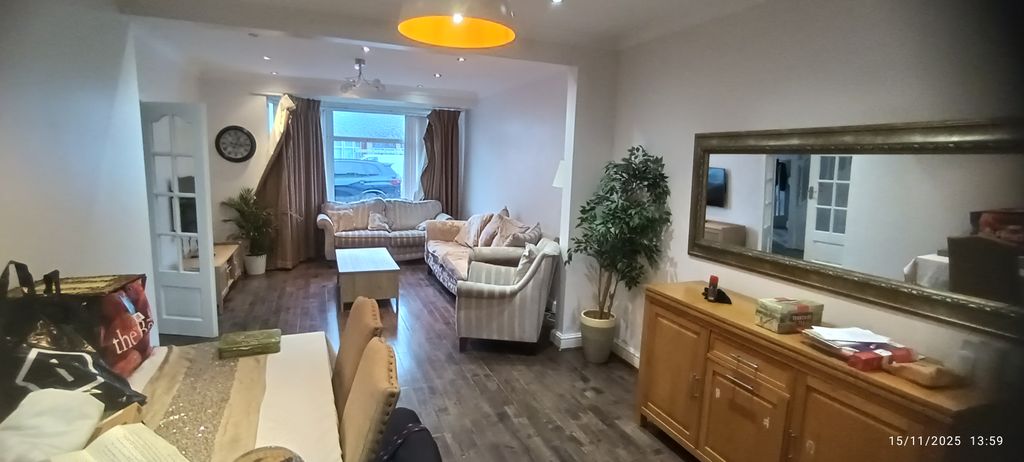 Property photo 3 of 24