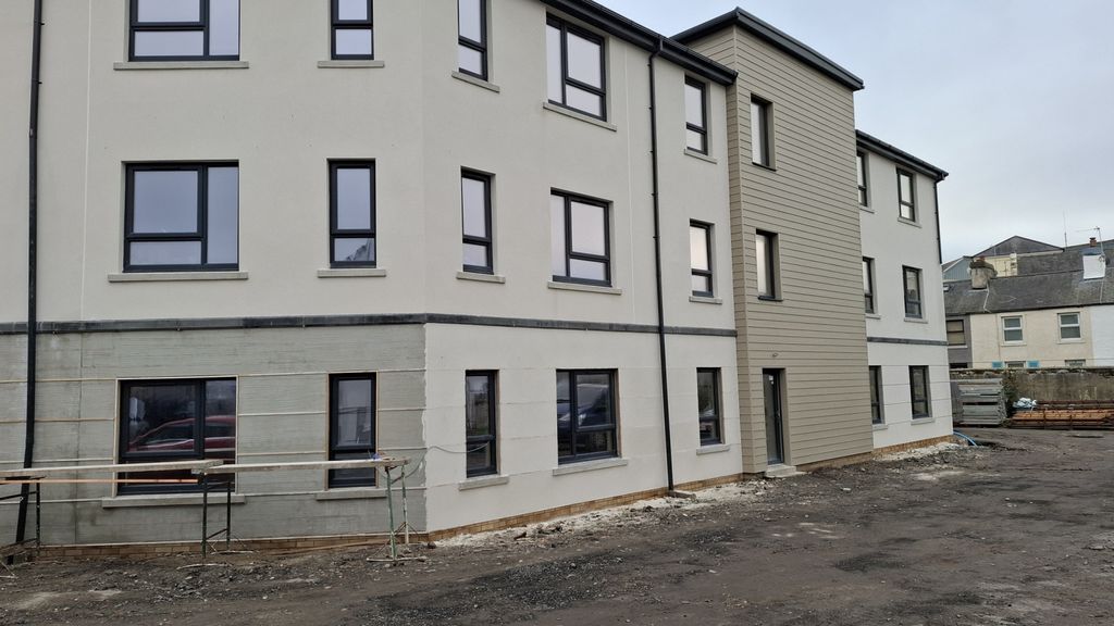 Property photo 1 of 19