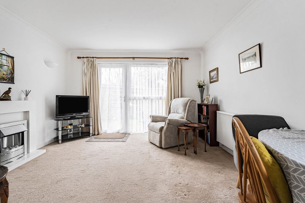 Property photo 2 of 18 Reception Room