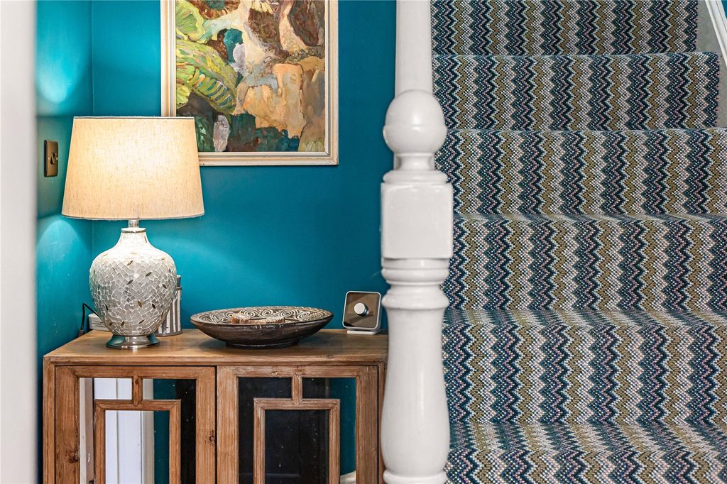 Property photo 3 of 32 Picture No. 10