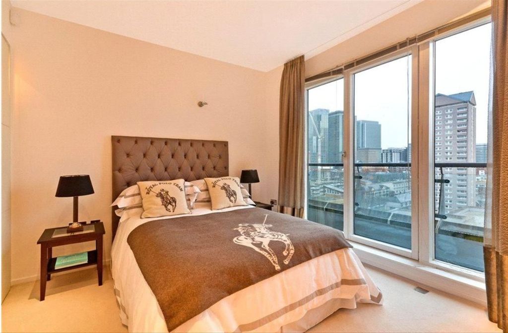 Property photo 2 of 6