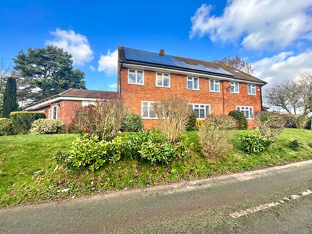 Property photo 1 of 50