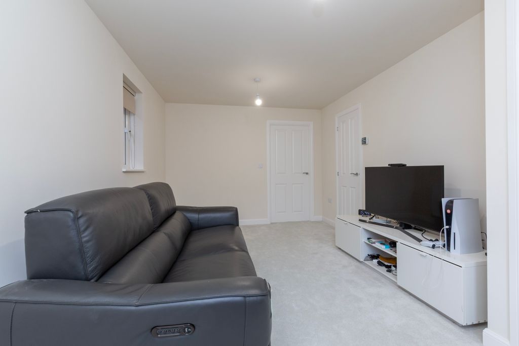 Additional image 16 of 3 bed property to rentPressburger Close, Wynyard, Billingham TS22