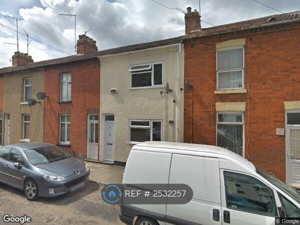 Property photo 1 of 12