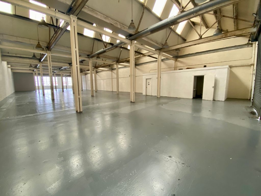 Property photo 2 of 6 Photo 16