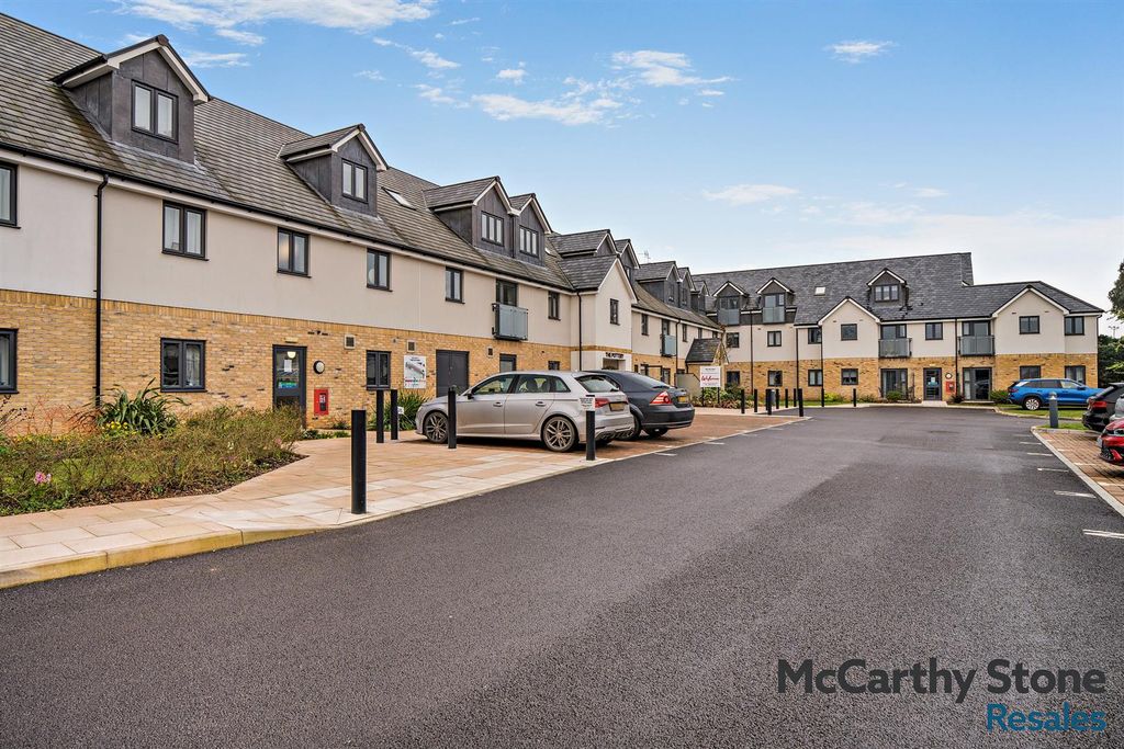 Property photo 1 of 17 The Pottery