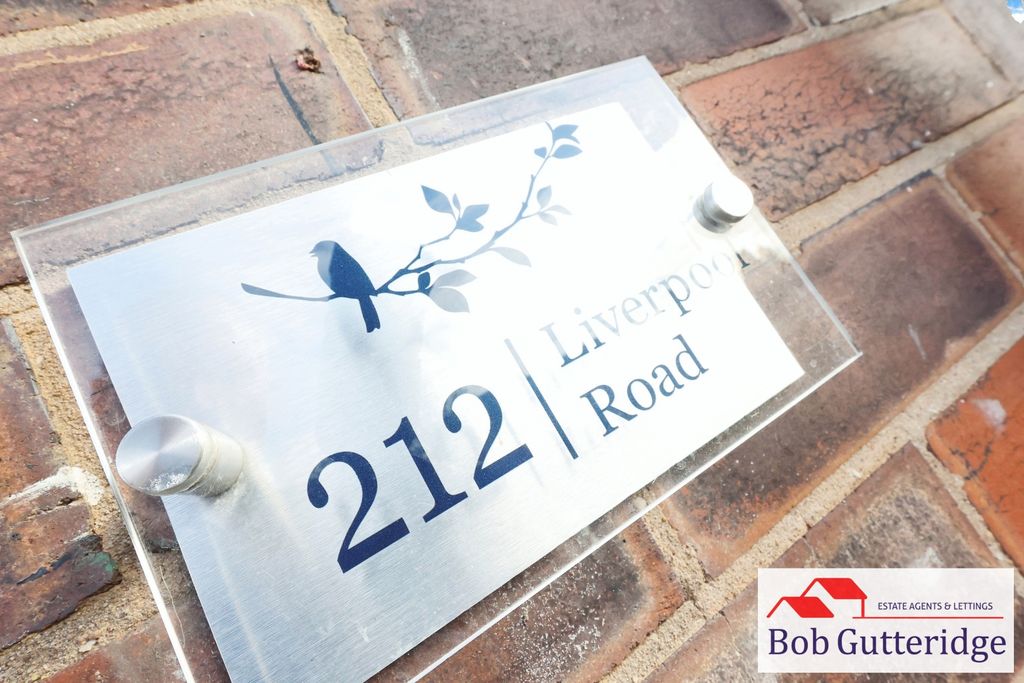 Property photo 2 of 34 Pbox-Street_Scape-369217.Jpg