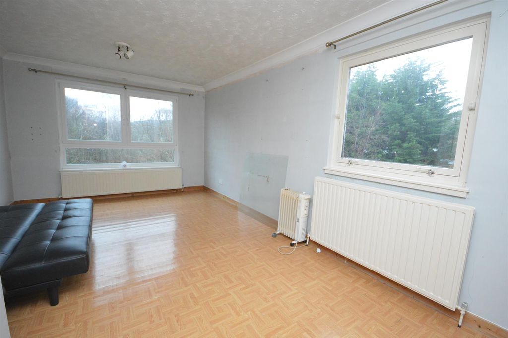 Property photo 3 of 10 5.Jpg