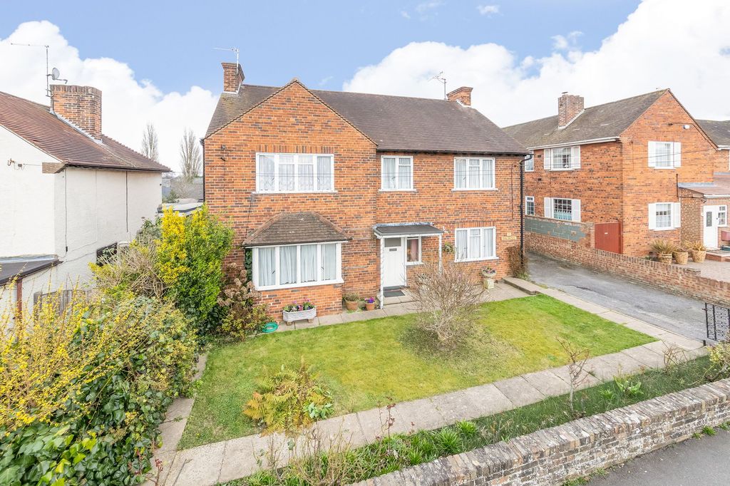 Property photo 1 of 18