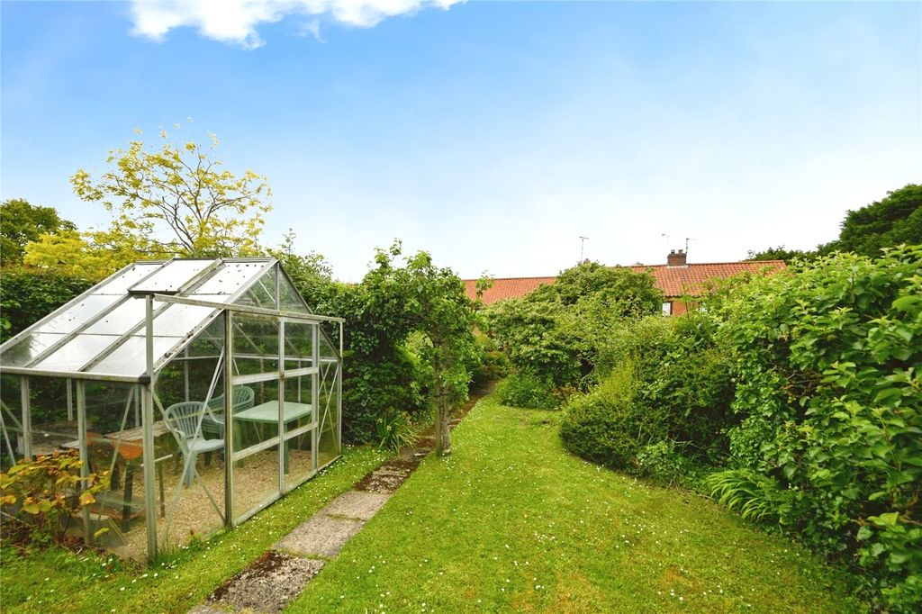 Property photo 3 of 15 Picture No. 20