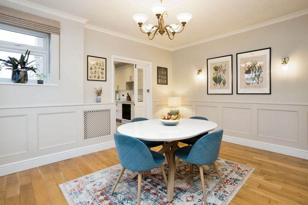 Additional image 5 of 3 bed detached house for saleSt Leonards Road, Horsham, West Sussex. RH13