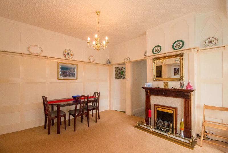 Property photo 3 of 24 14 High View Road