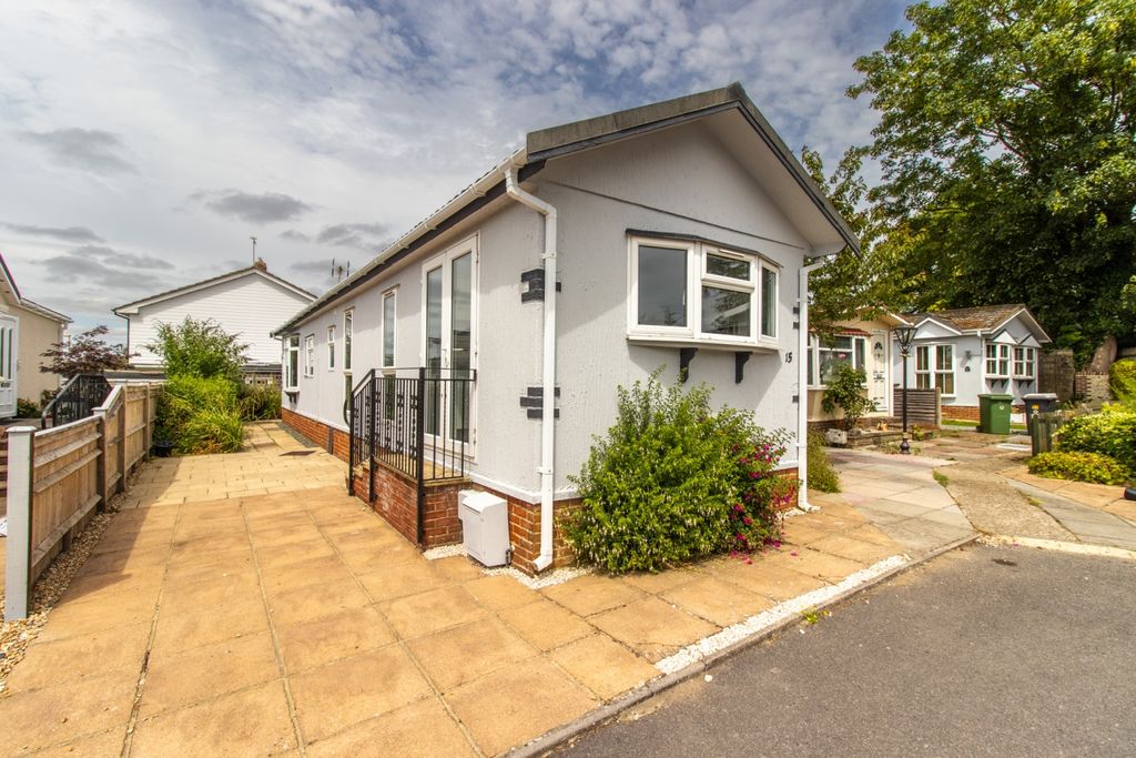 Property photo 1 of 12 Img_0394
