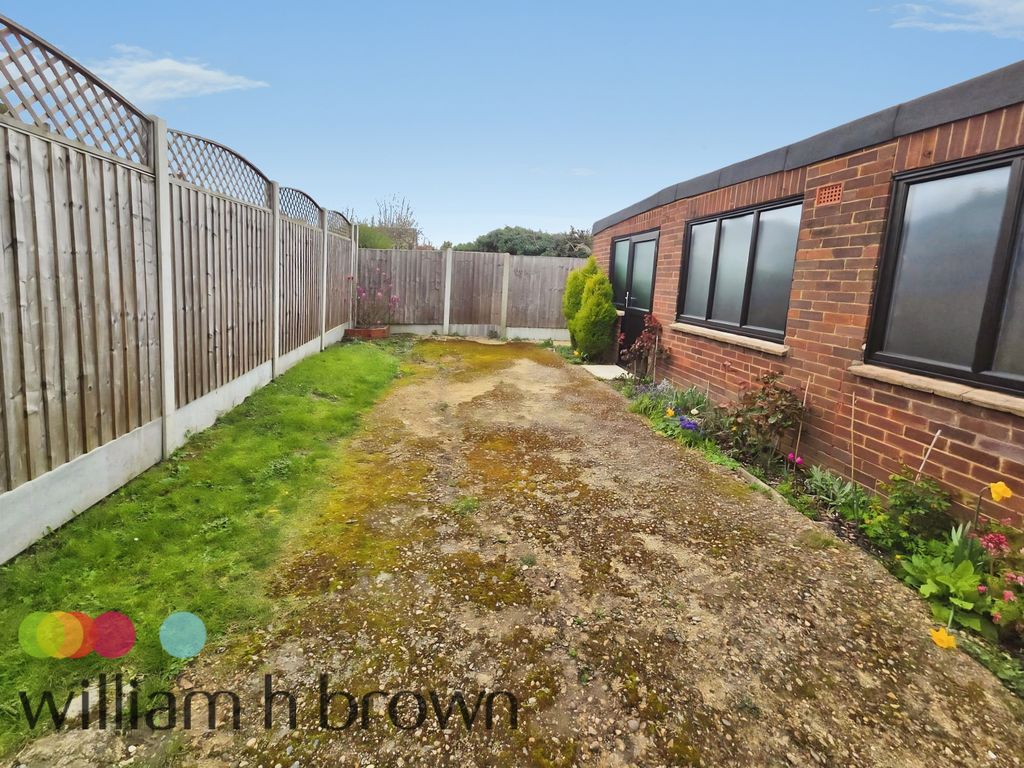 Property photo 3 of 17 Image