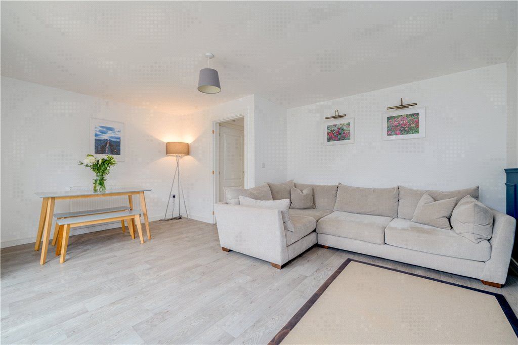 Property photo 3 of 11 Sitting Room