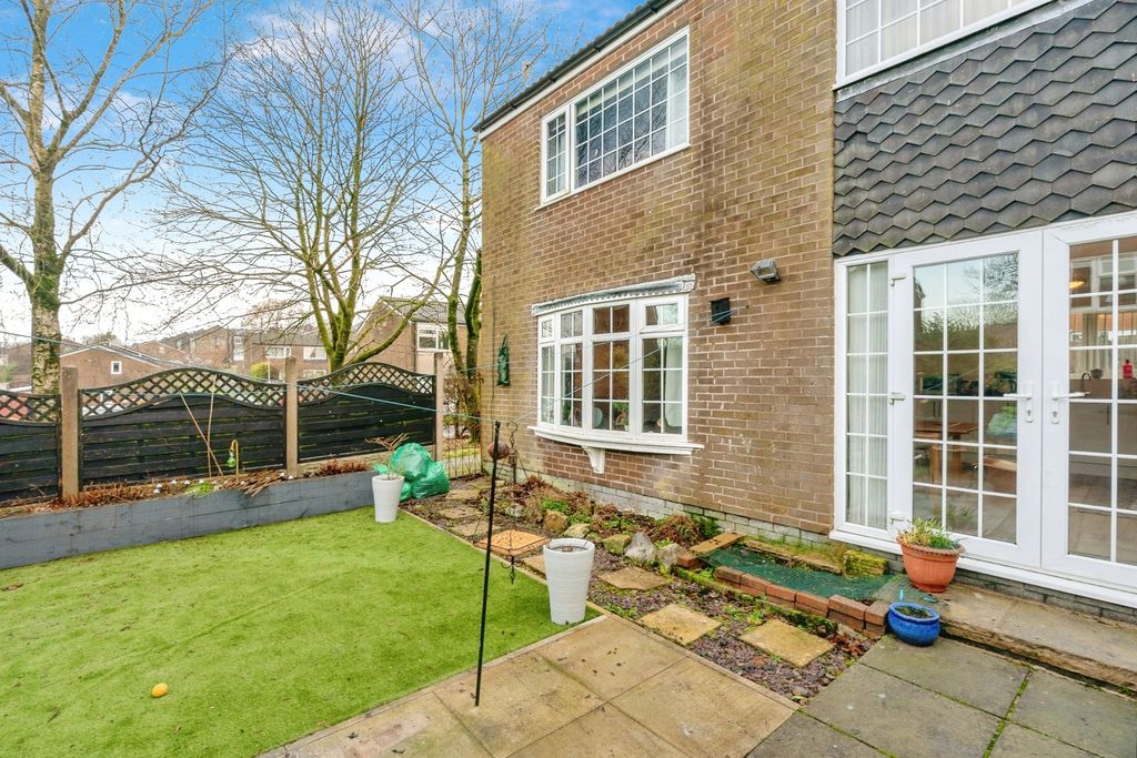 Property photo 1 of 17 Pbox-Img.Jpg