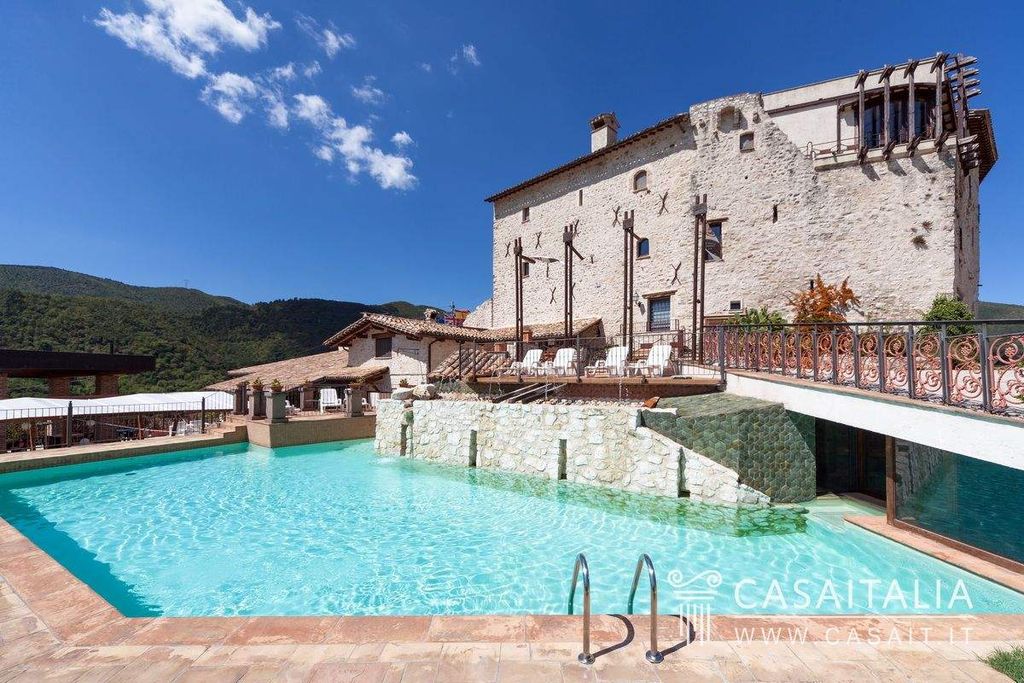 Property photo 3 of 23