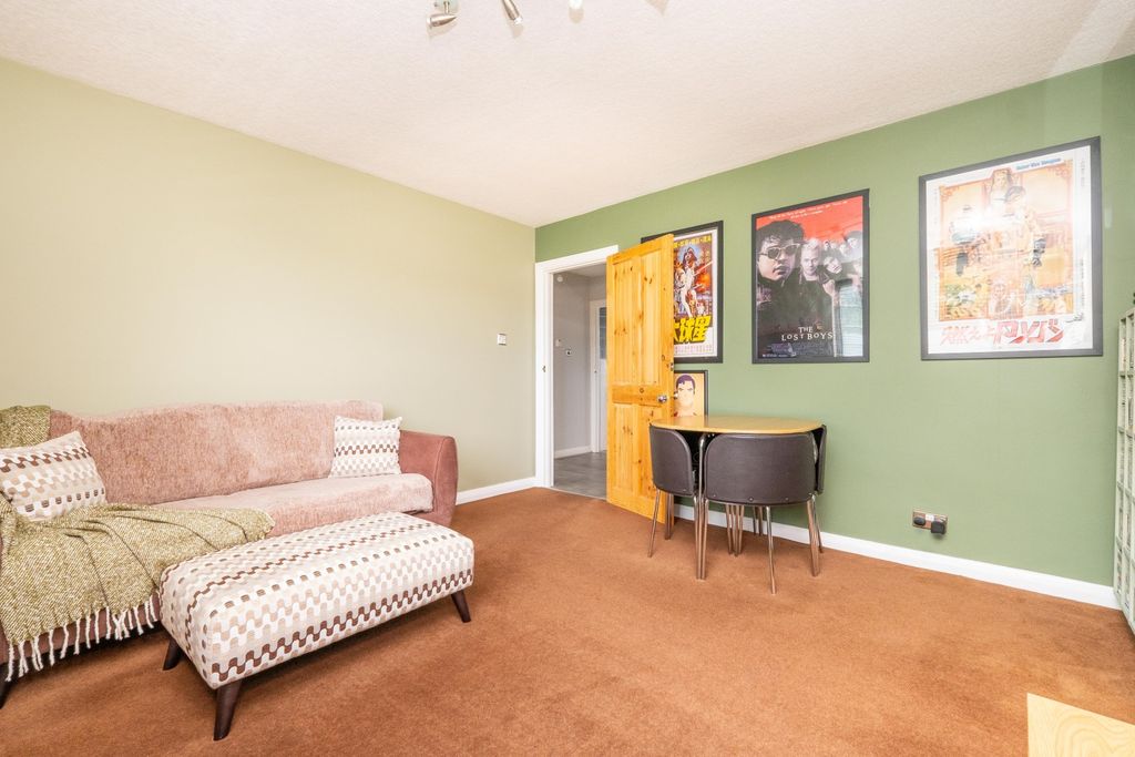 Property photo 3 of 10 Picture No. 07