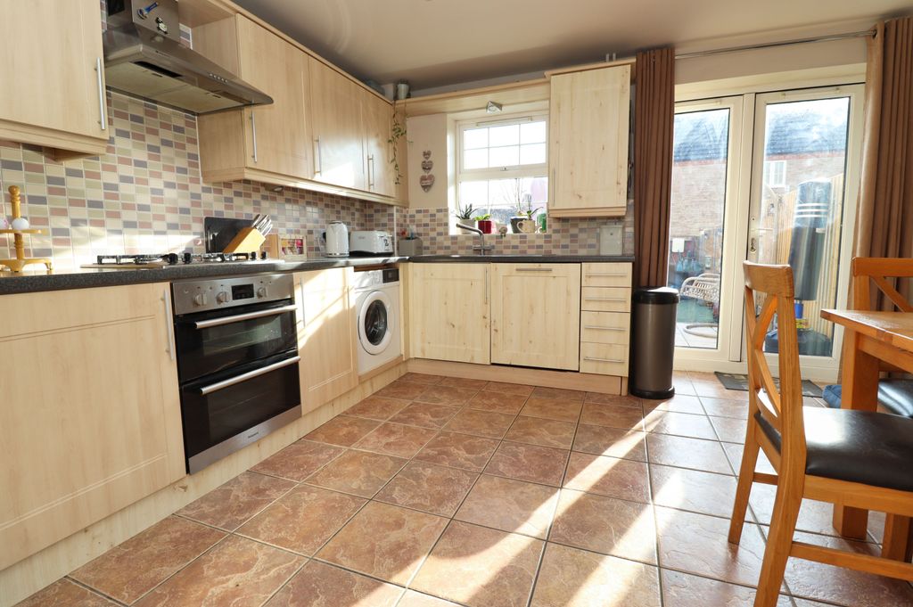 Property photo 3 of 20 Img_7175