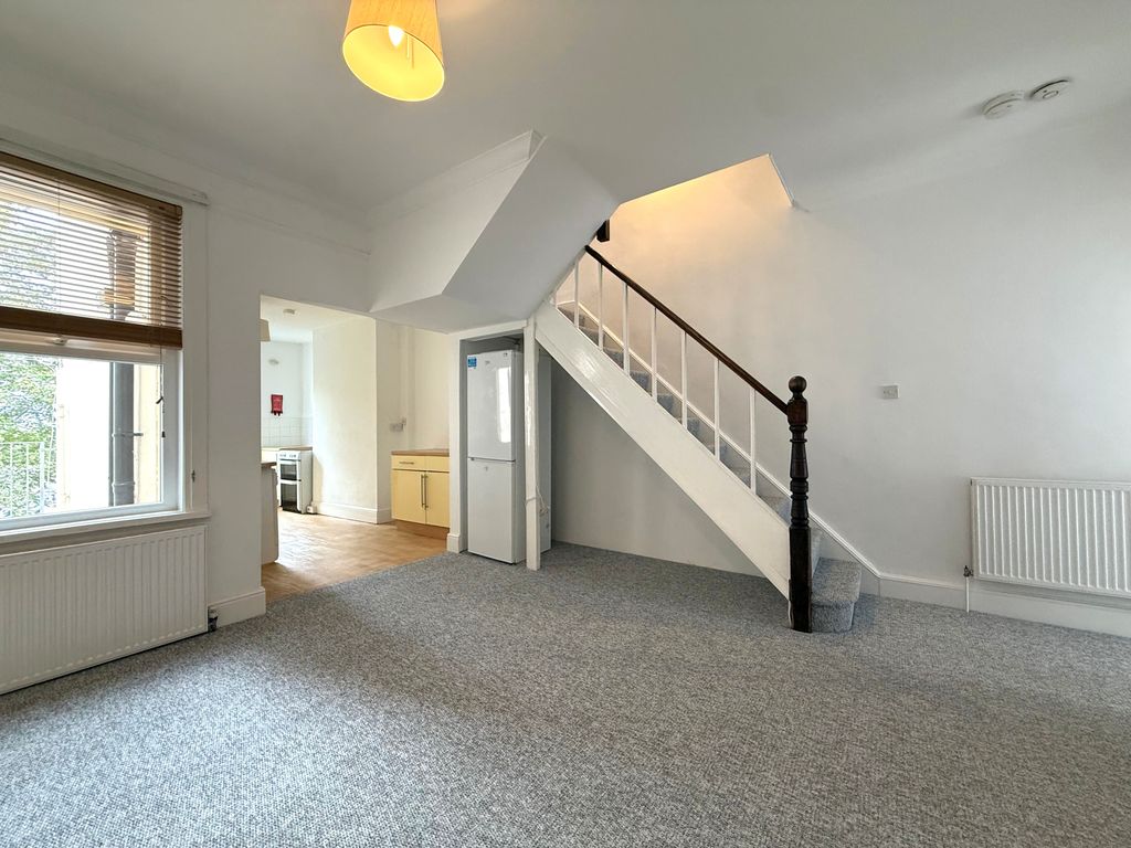 Property photo 2 of 21 5